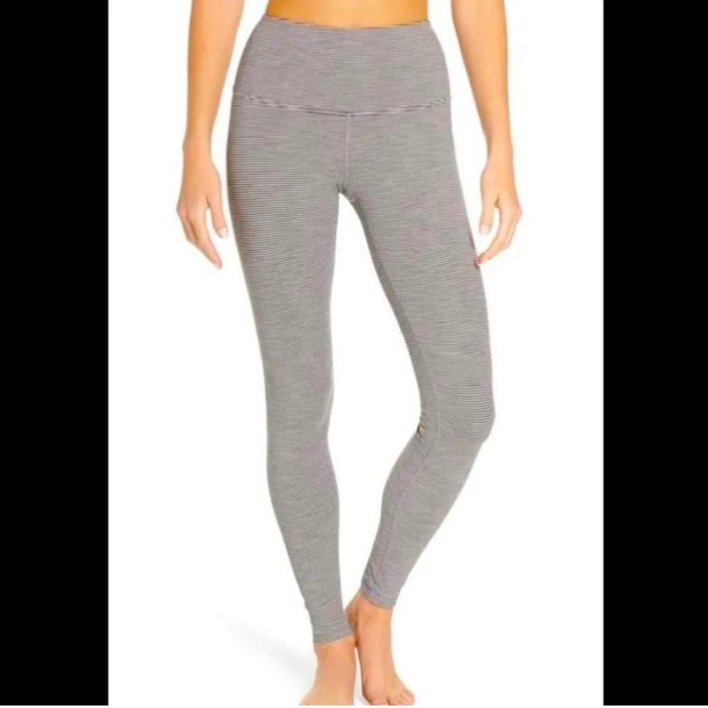 Zella black and white striped Women's Leggings.
